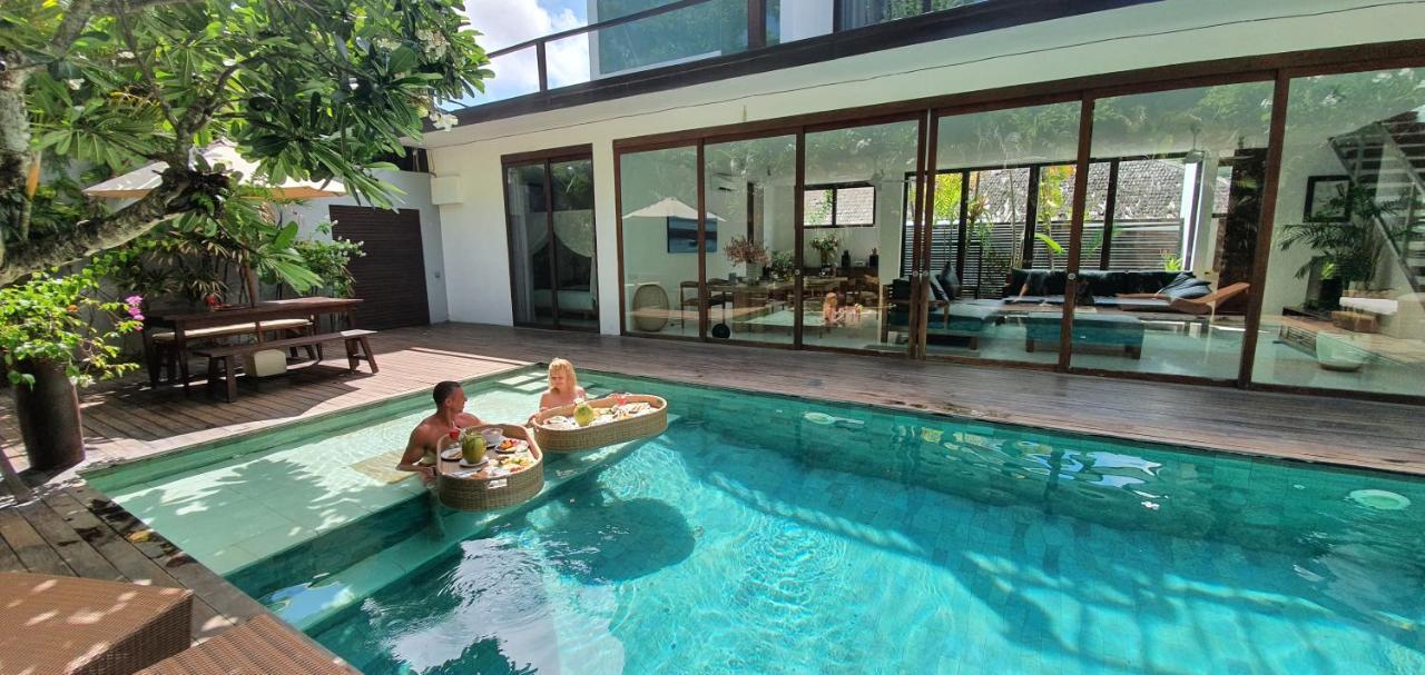Beach Axis Villa, Seminyak Exterior photo