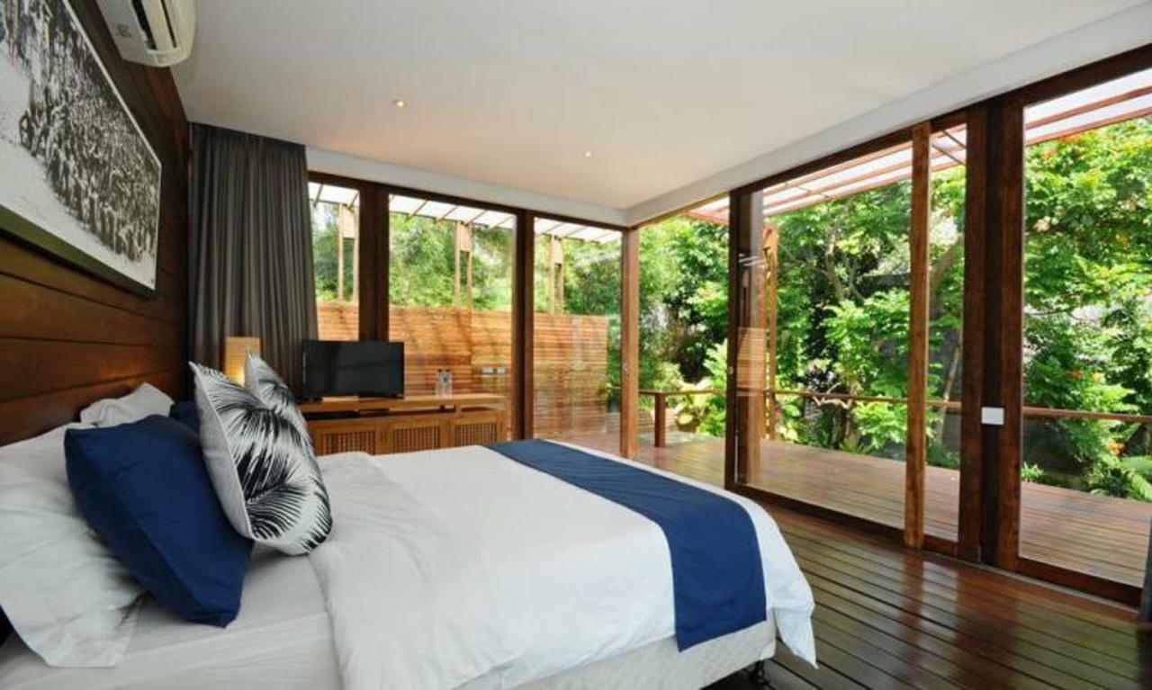 Beach Axis Villa, Seminyak Exterior photo