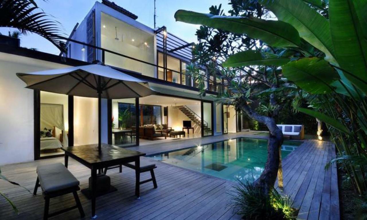 Beach Axis Villa, Seminyak Exterior photo